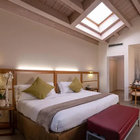 The Ziba & Hotel 4*