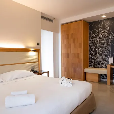 The Ziba & Hotel 4*
