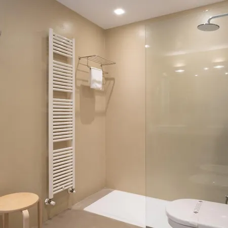 The Ziba & 4* פסקיארה דל גארדה