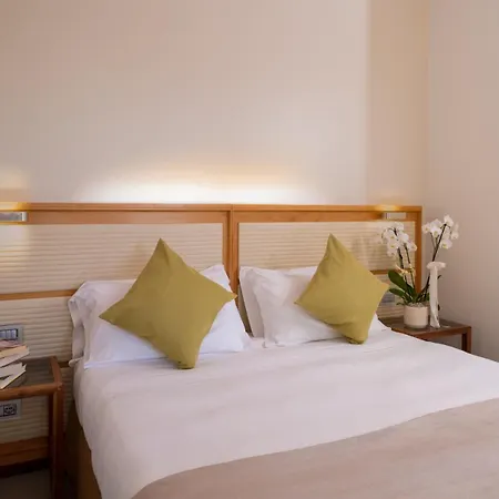 Hotel The Ziba & 4*