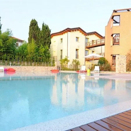 The Ziba & Otel 4*