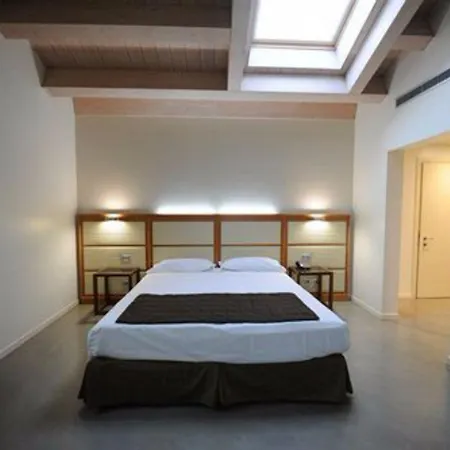 The Ziba & Otel Peschiera del Garda