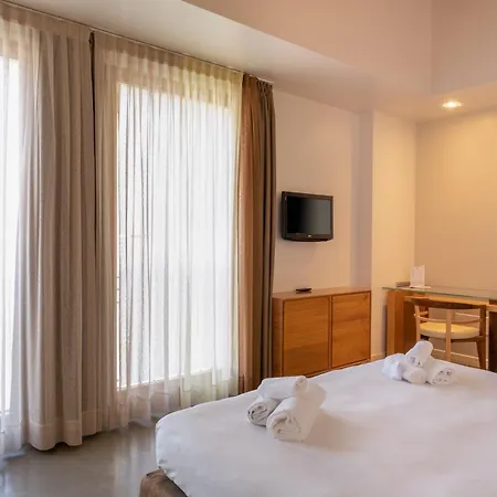 The Ziba & Peschiera del Garda